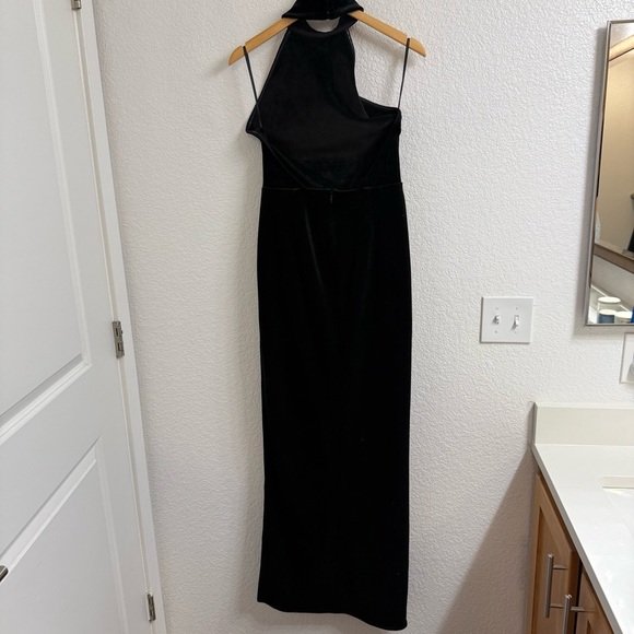 Michael Costello x REVOLVE Penelope Gown in Black Size Large - Picture 3 of 4